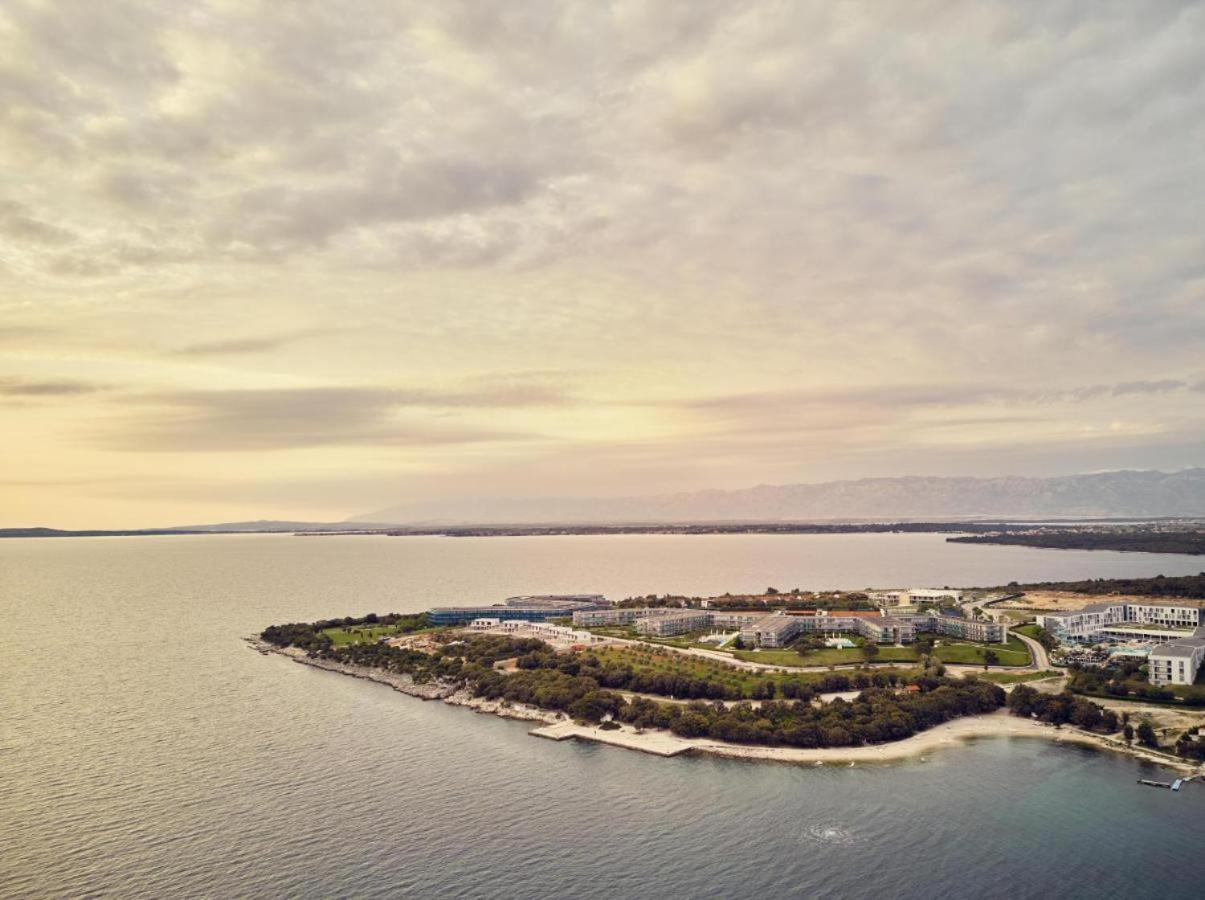 Apartments Prestige เพทรอซาเน ภายนอก รูปภาพ